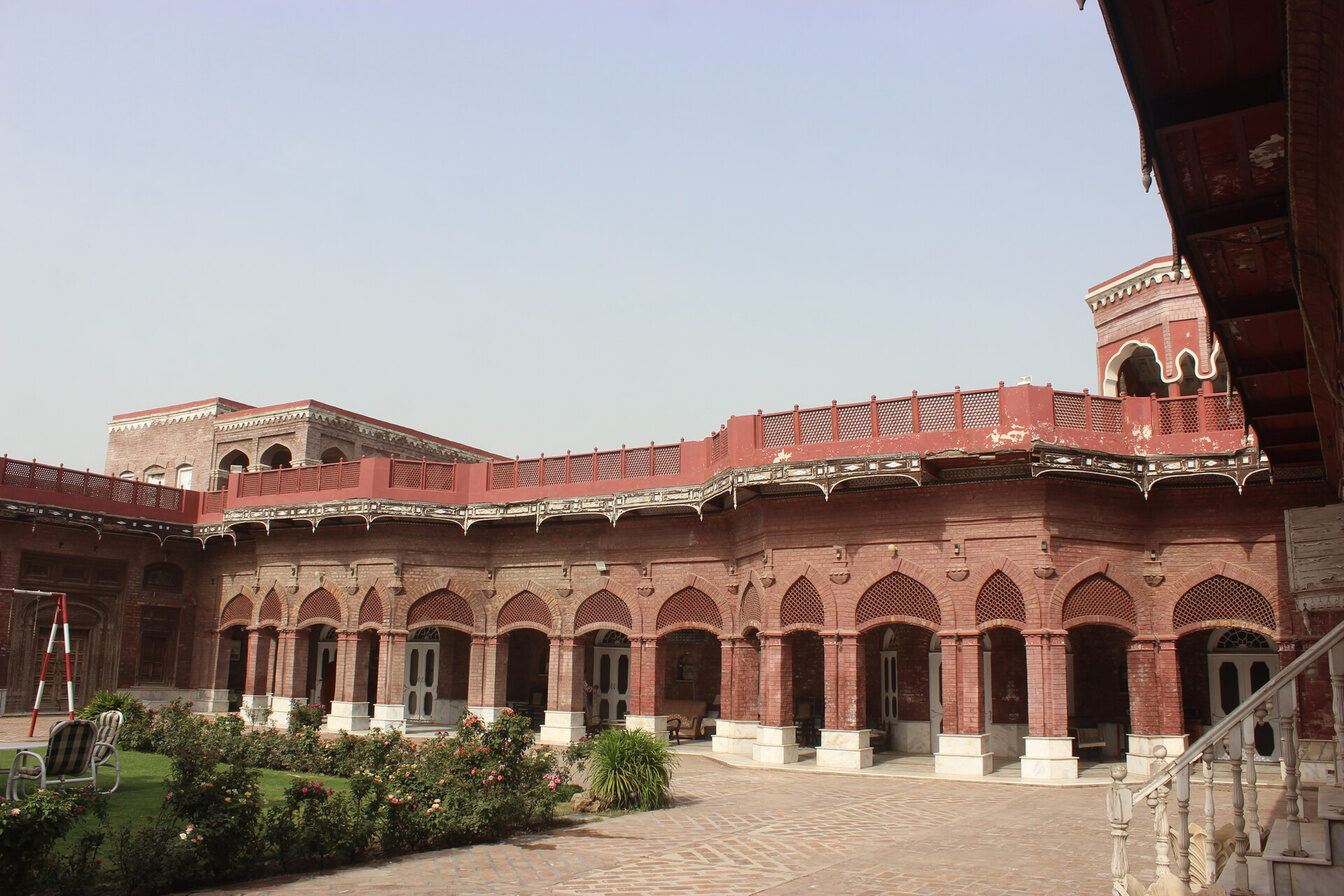 Garden courtyard with seating