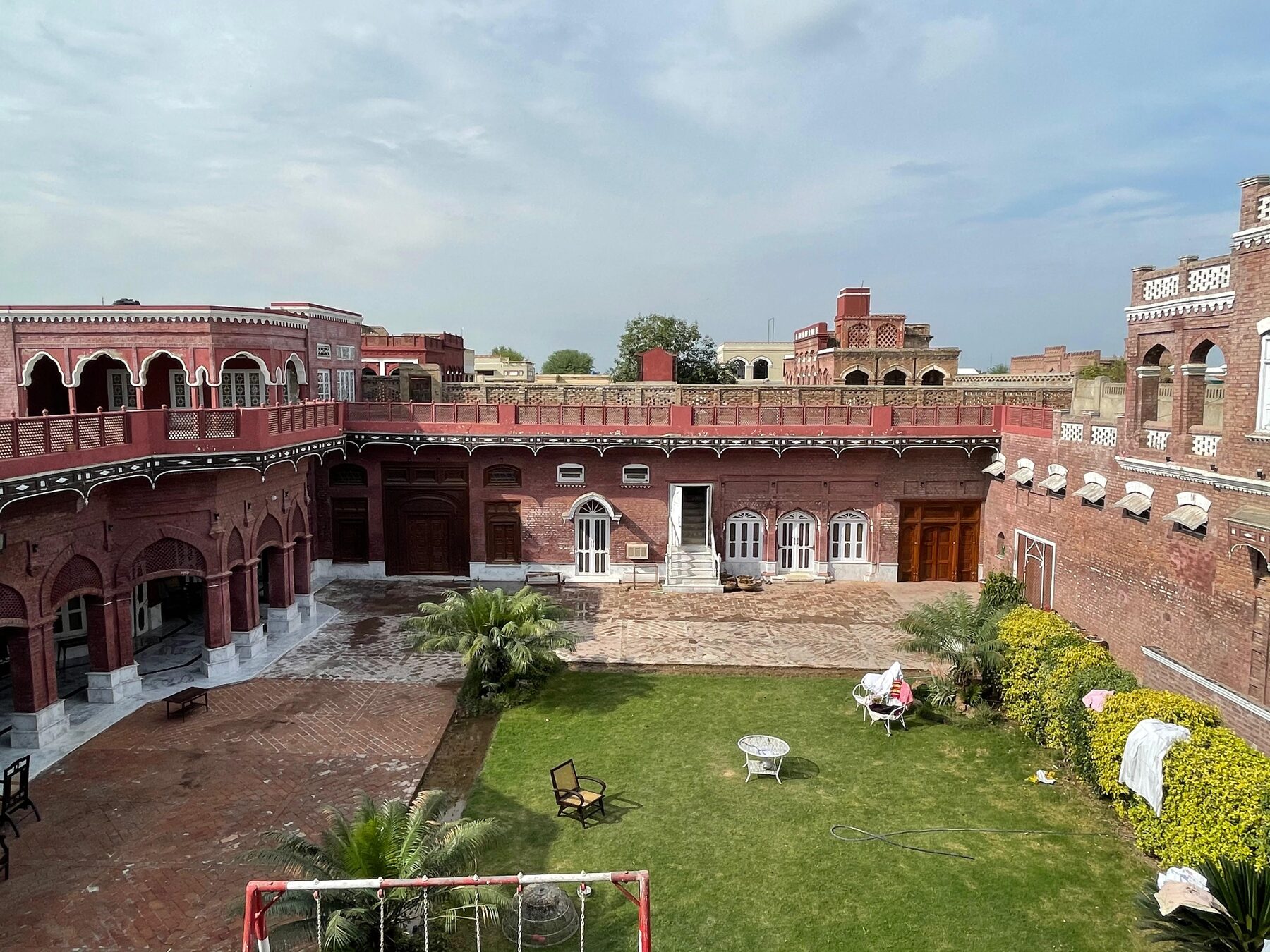 Wide rooftop view over the second courtyard